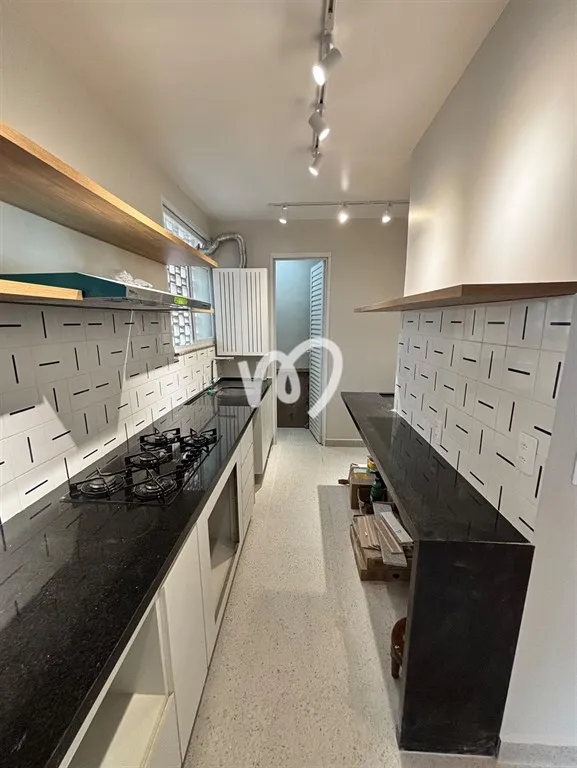 Apartment on the 3rd floor with wood or laminate floors — photo 6