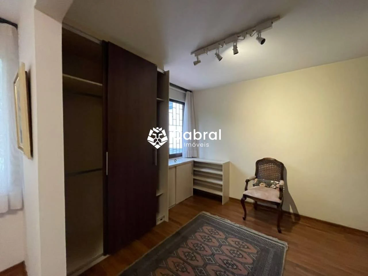 Casa com 3 dormitórios, suíte e jardim privado — photo 19