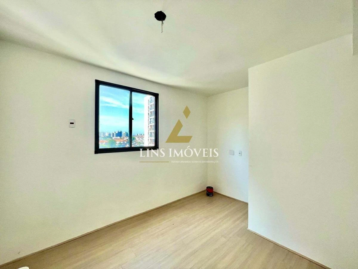 63 m² apartment with a home office and a mountain view — photo 10