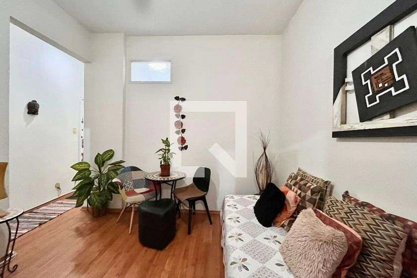 Furnished 40 m² apartment with 1 bedroom and 1 bathroom — photo 9