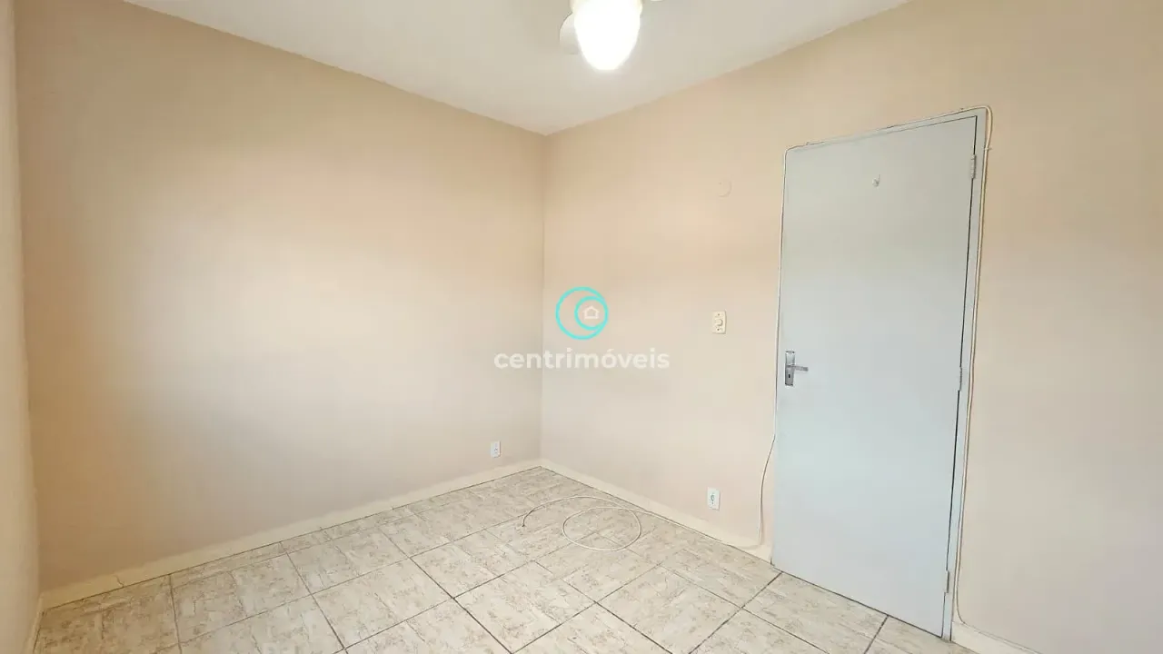 2-bedroom apartment with pool in the building — photo 16