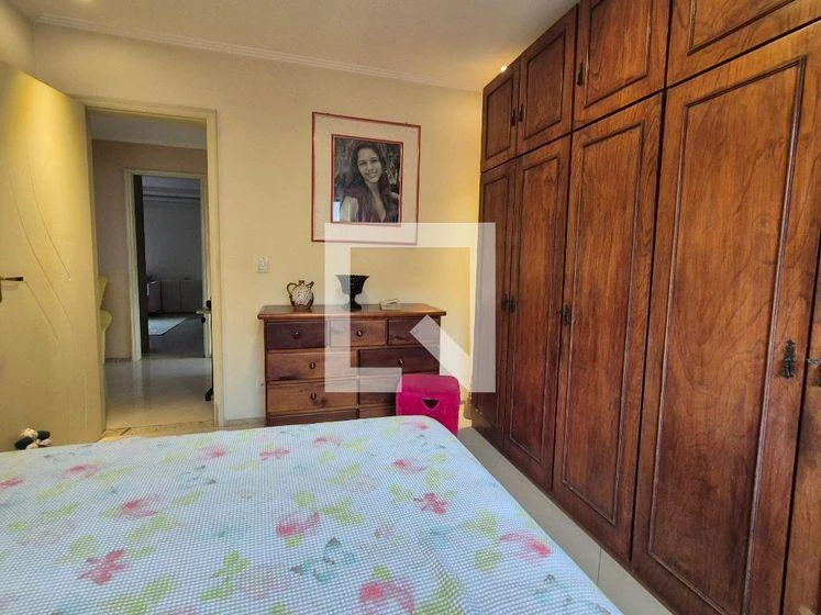 Furnished house, 400 m², with a glass-enclosed balcony — photo 15