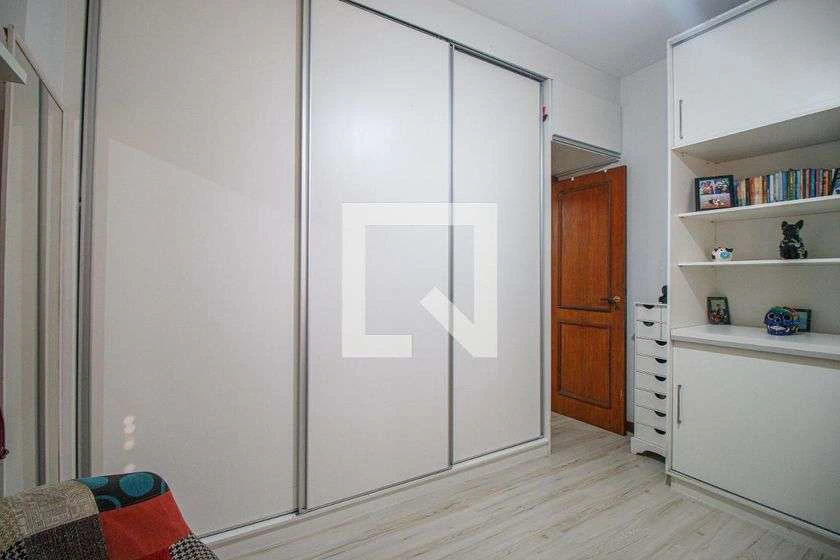 132 m² rental apartment with 2 bedrooms and 2 parking spaces — photo 21