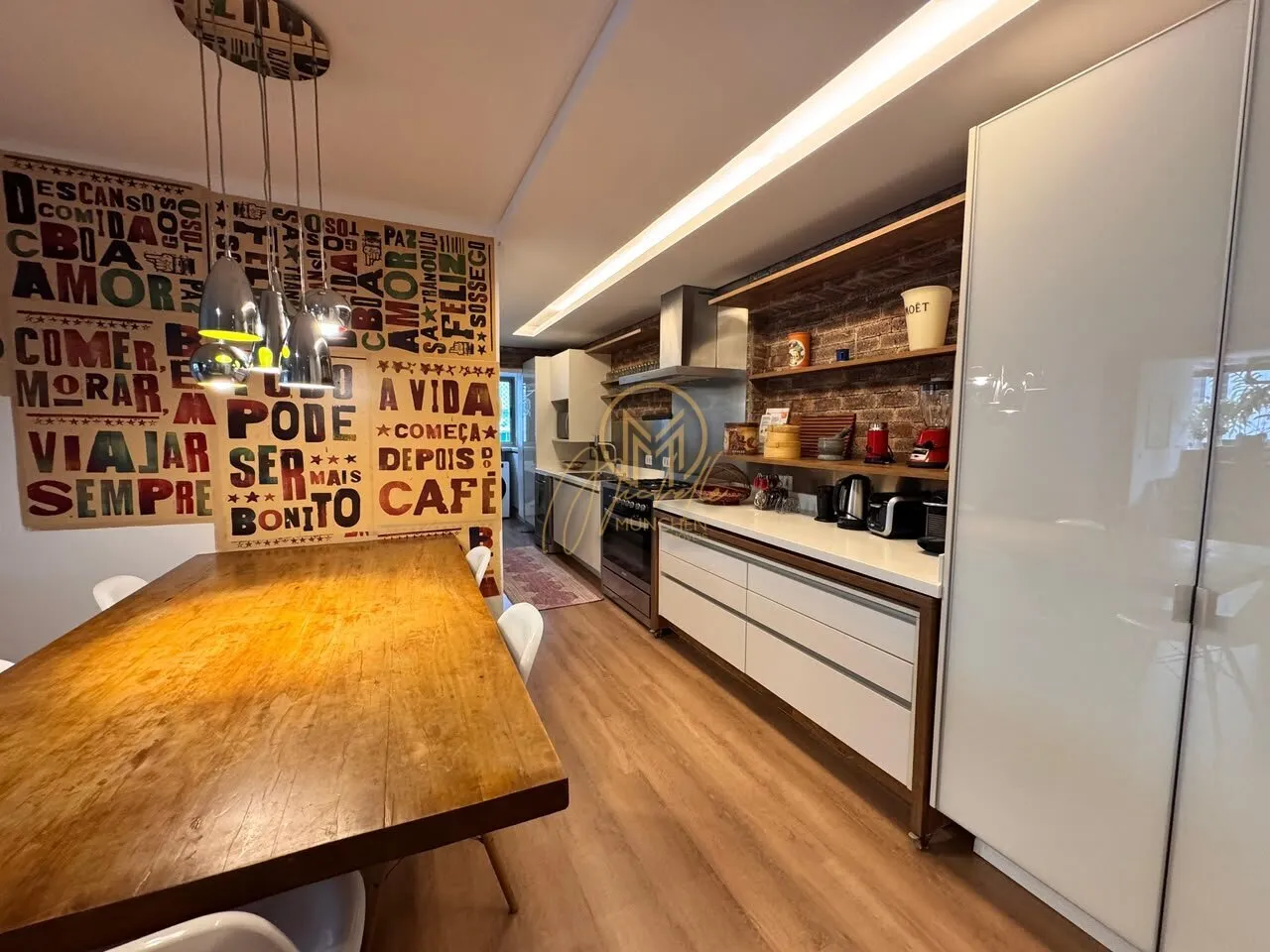 Furnished 160 m² apartment with 3 bedrooms and 4 baths — photo 8