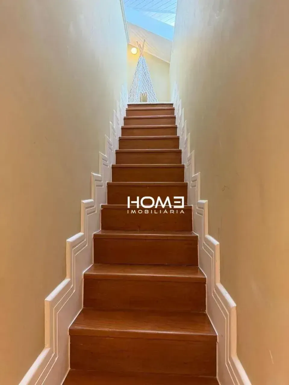 Unfurnished house with 5 bedrooms and 1000 m² — photo 19