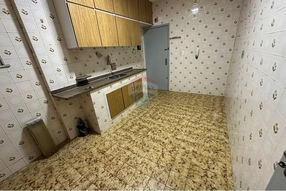 Квартира з 2 спальнями, у будинку є тренажерний зал — photo 17