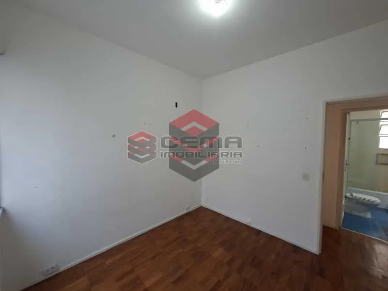 Деревянный пол или ламинат и 3 спальни: квартира 96 м² — photo 6