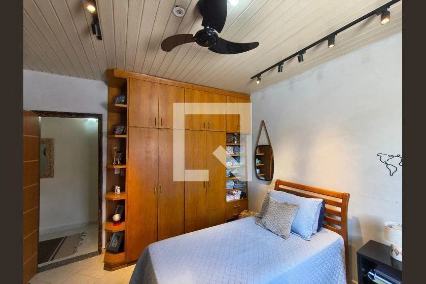 358 m² rental house with 2 bedrooms, suite and balcony — photo 20