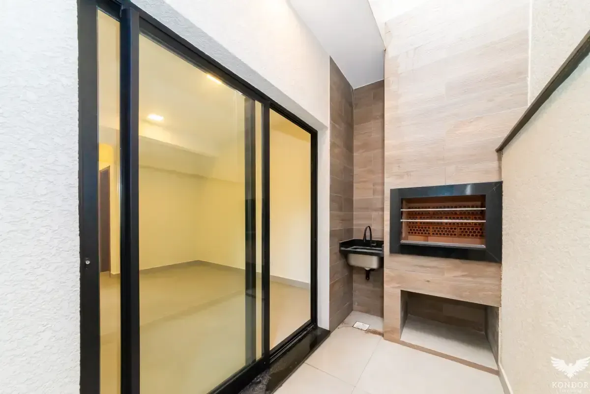 Two-story house with 230 m², 3 bedrooms and 4 baths — photo 62