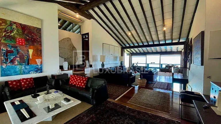 Casa sin amueblar con 4 dormitorios y cocina a gas — photo 3