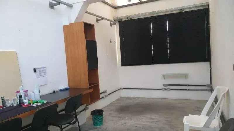 Unfurnished house with 5 bedrooms and 4 bathrooms — photo 8
