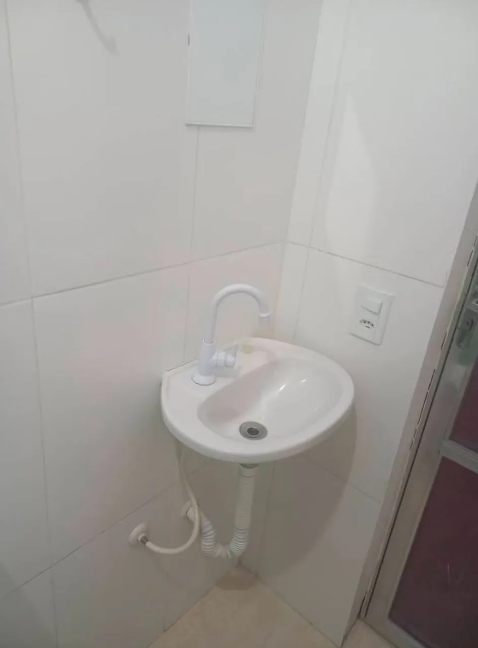 Unfurnished studio with separate kitchen and 1 bathroom — photo 4