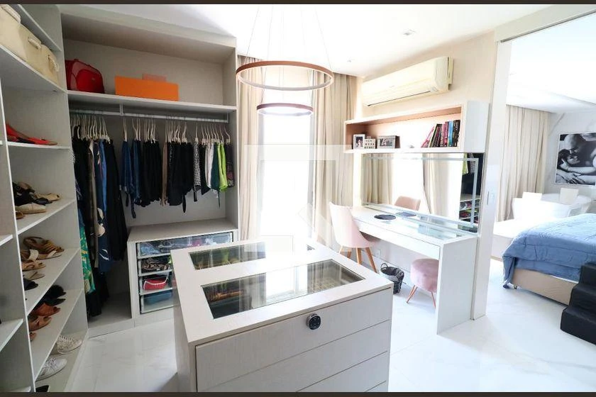 Furnished house with 5 en-suite bedrooms and open kitchen — photo 35