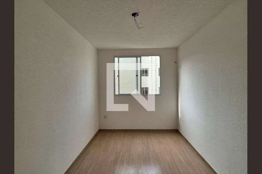 2-bedroom apartment in a building with a gym — photo 4