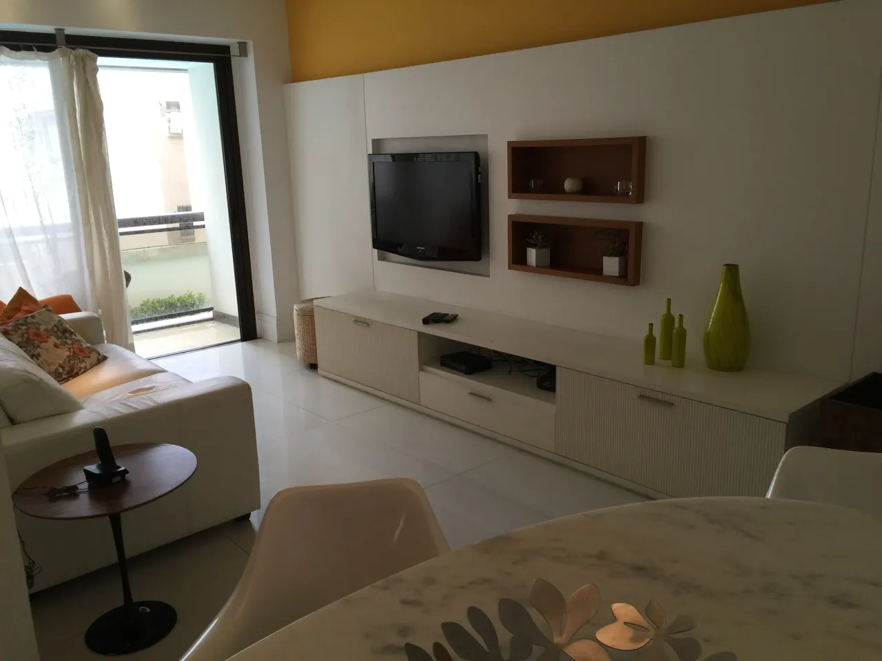 Furnished apartment with 2 bedrooms and open kitchen — photo 7