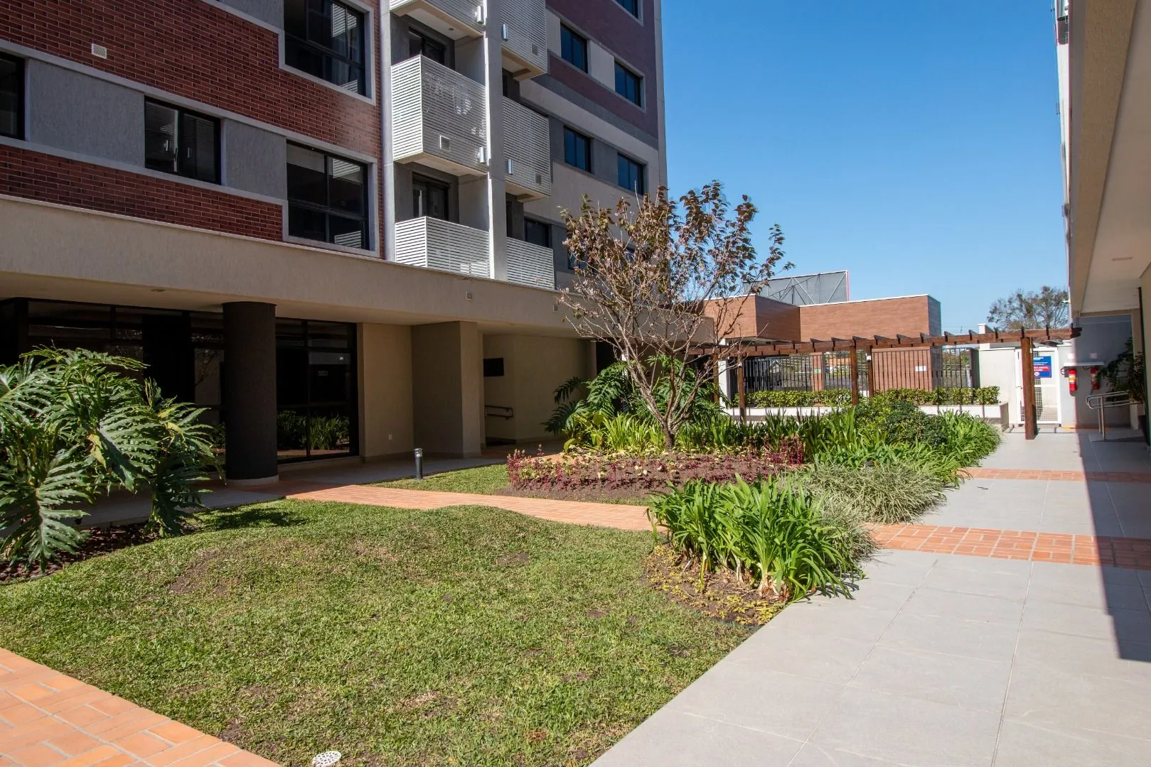 Apartamento amueblado de 2 dormitorios con suite y 76 m² — photo 33