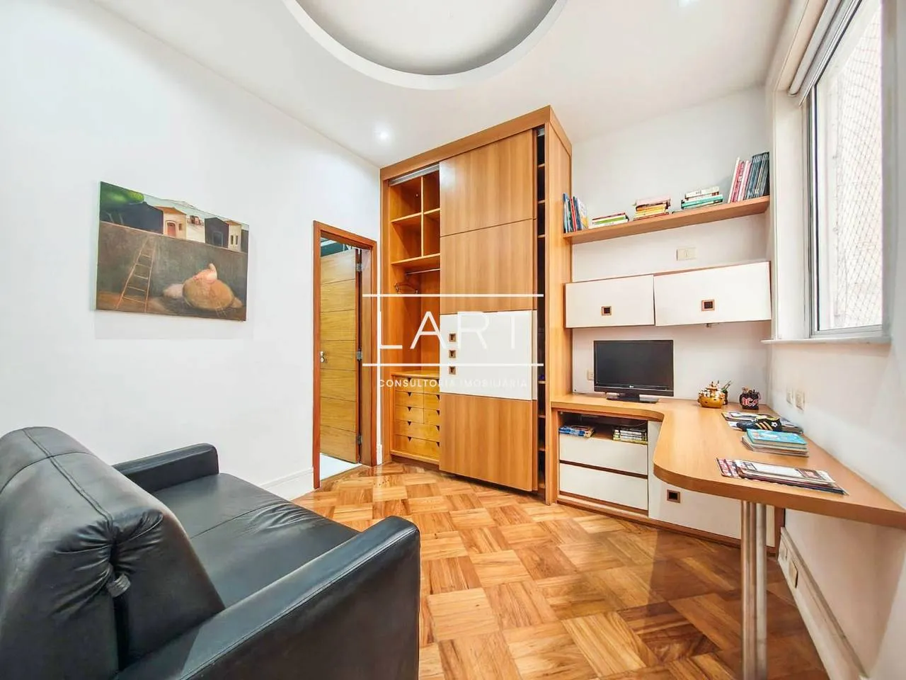 3-bedroom apartment with a water view in Rio de Janeiro — photo 24
