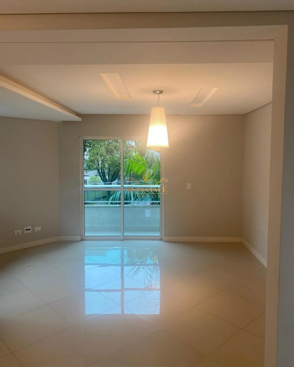 Квартира: 3 спальні, 1 з власною ванною кімнатою, 140 м² — photo 7