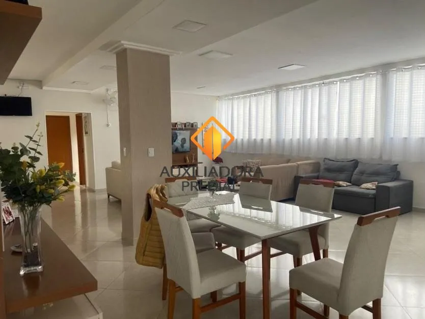 Apartamento mobiliado de 2 quartos e cozinha integrada — photo 2