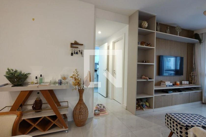 3-bedroom apartment with a walk-in closet — photo 42