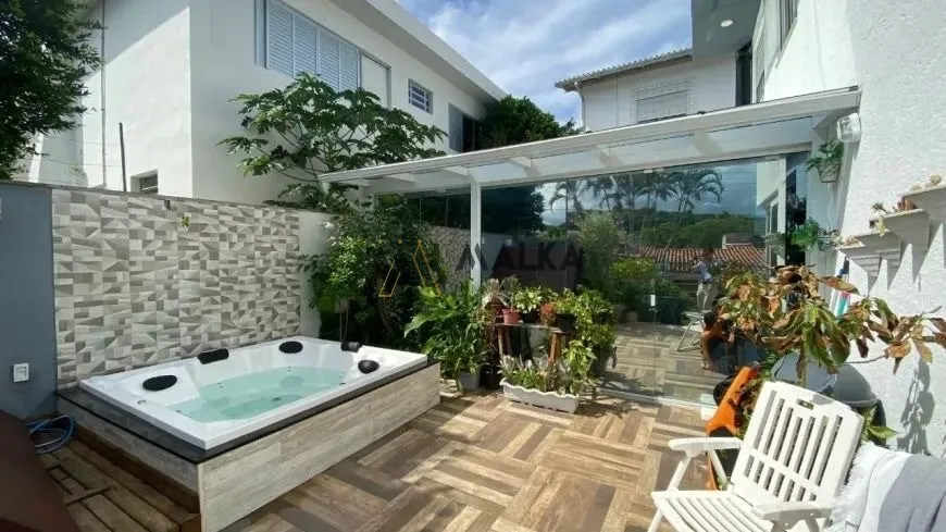 Casa en alquiler con 3 dormitorios y 4 baños — photo 8