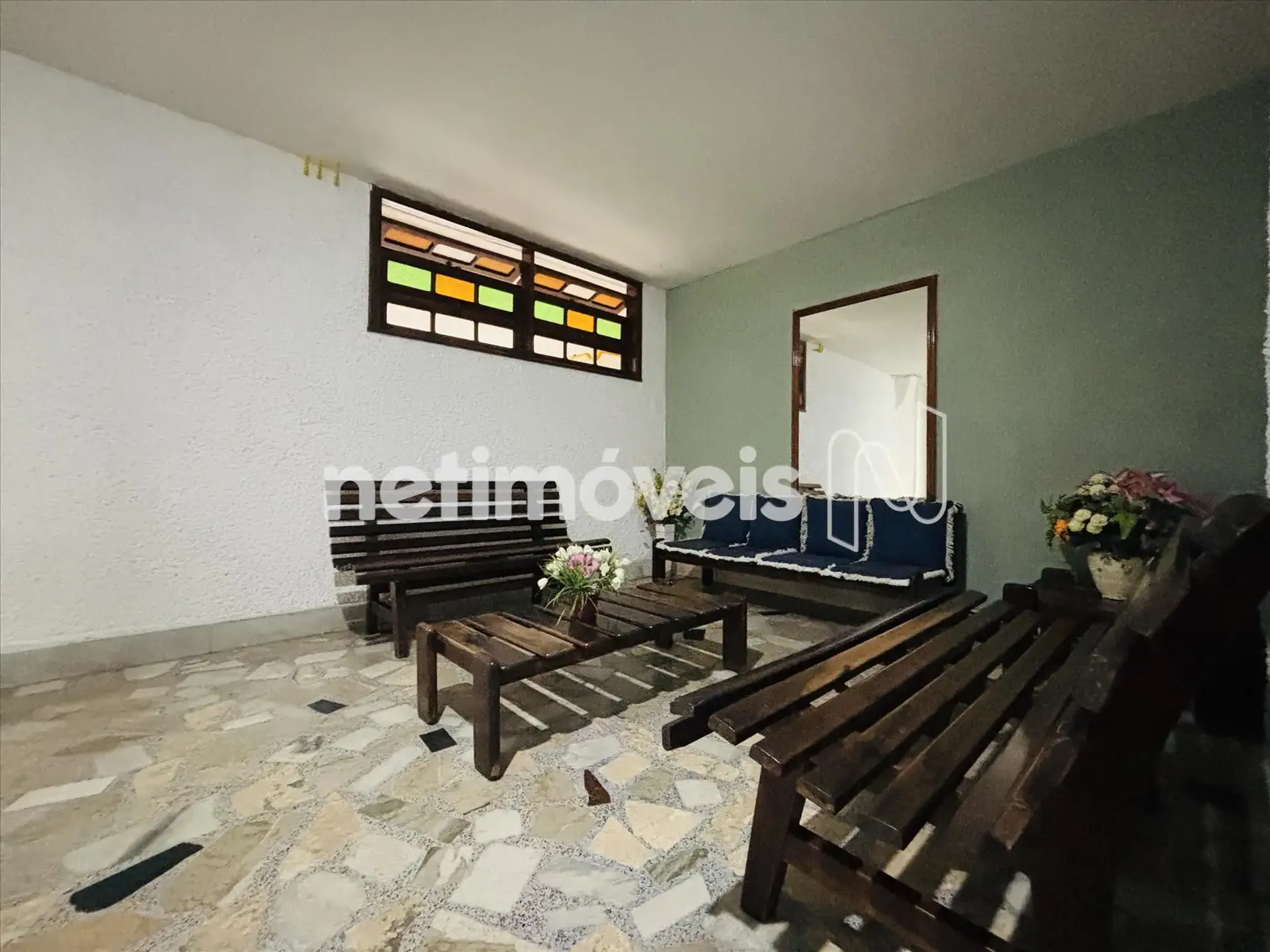 Apartamento com 2 quartos, cozinha separada e 1 banheiro — photo 27