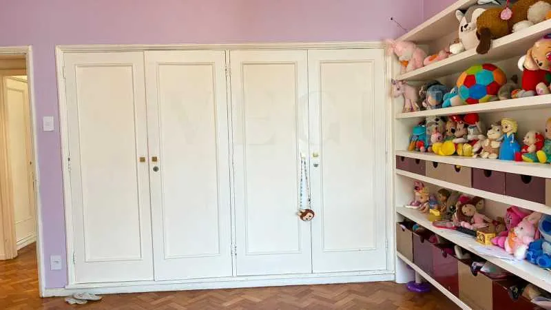 Гардеробна та 3 спальні: квартира 215 м² — photo 9