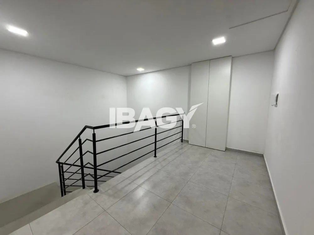 Furnished apartment, 56 m², with a water view — photo 14