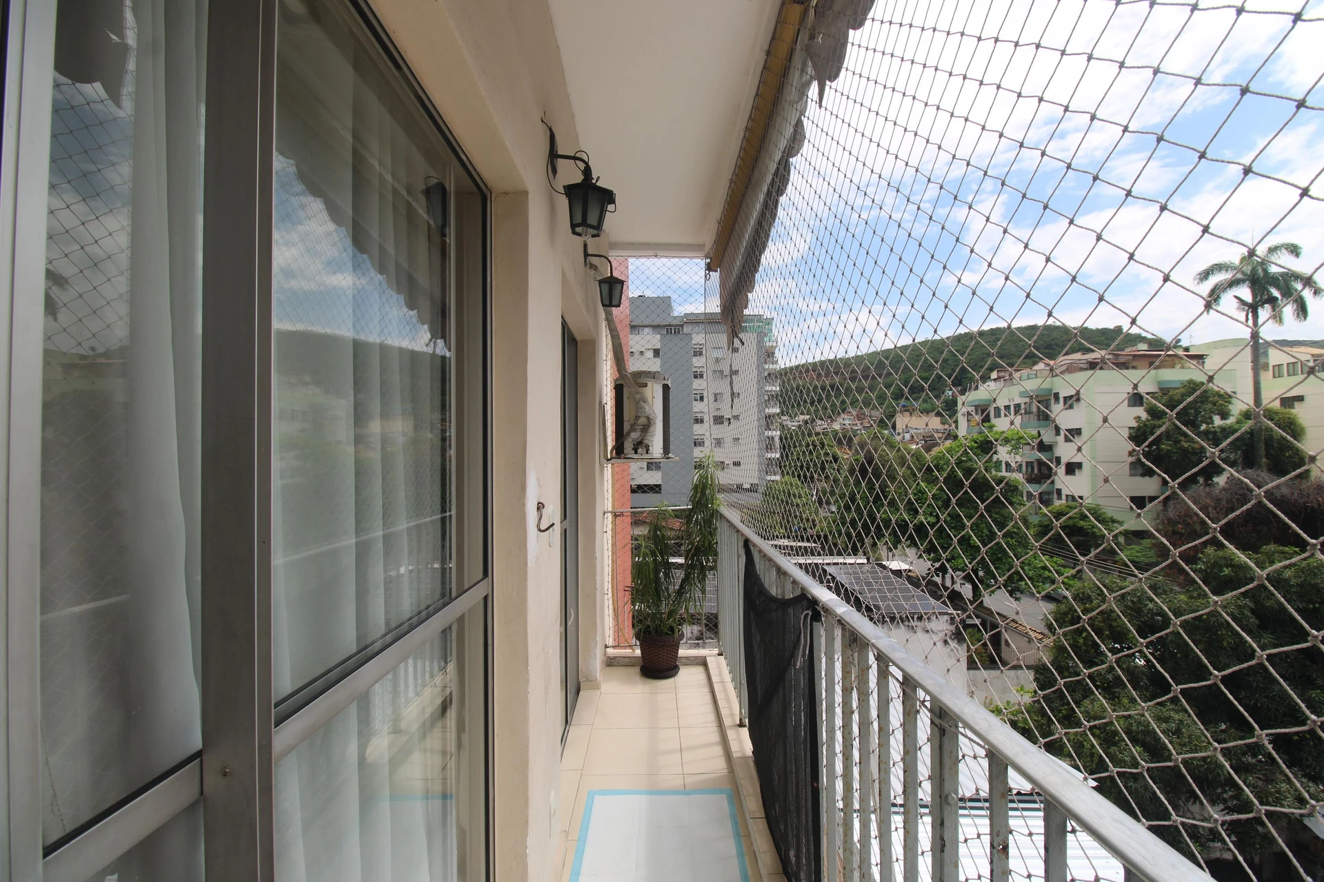 60 m² apartment with a washing machine and a mountain view — photo 12