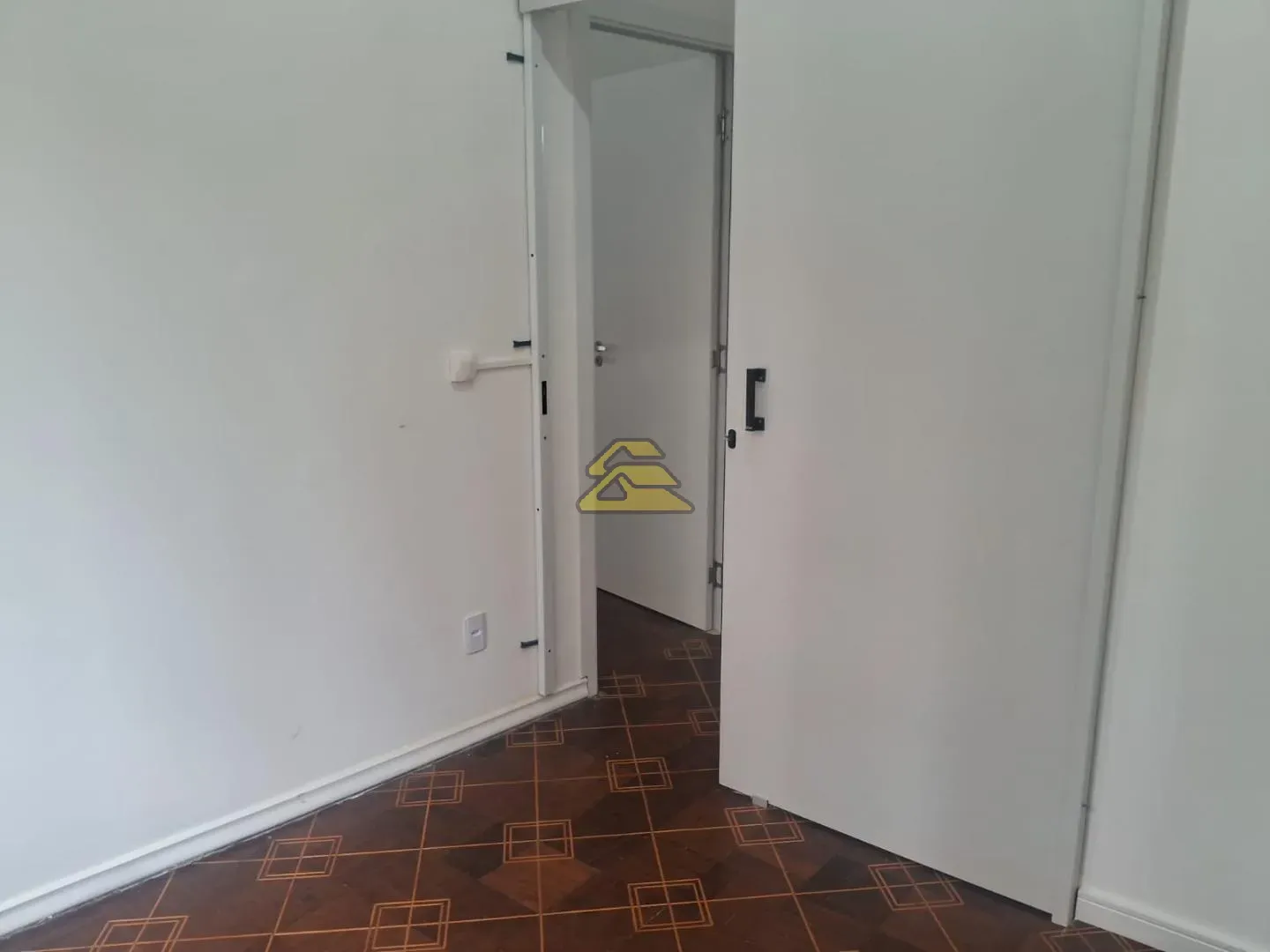 Apartment, 76 m², with wood or laminate floors — photo 18