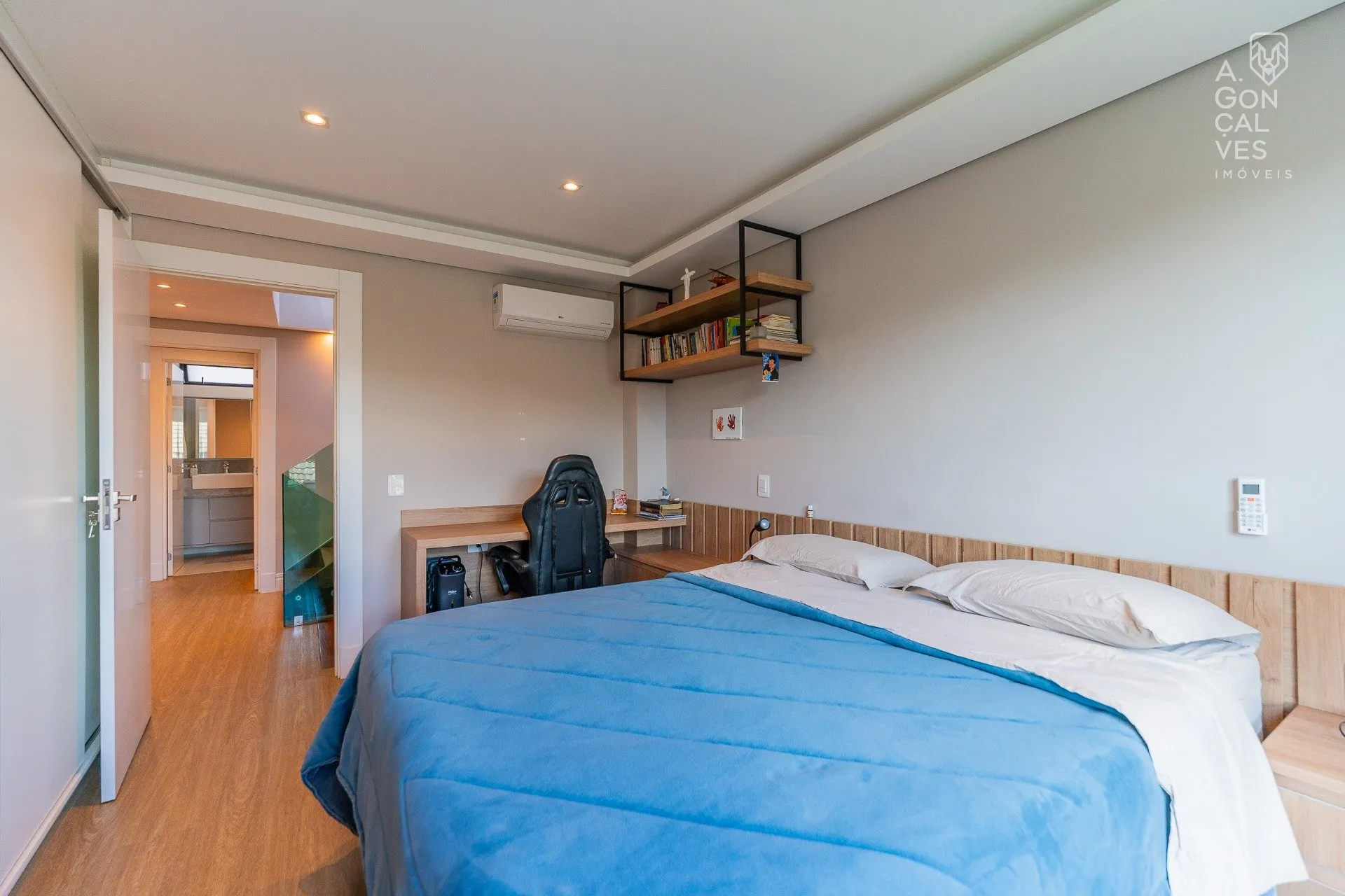 Casa com 3 suítes e 350 m², terraço e jardim — photo 13