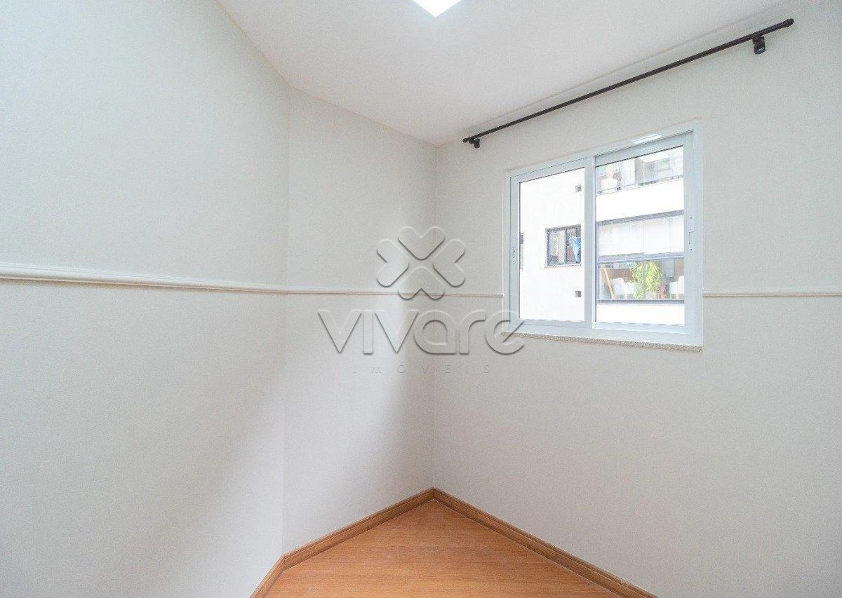 Apartment, 33 m², with a glass-enclosed balcony — photo 6
