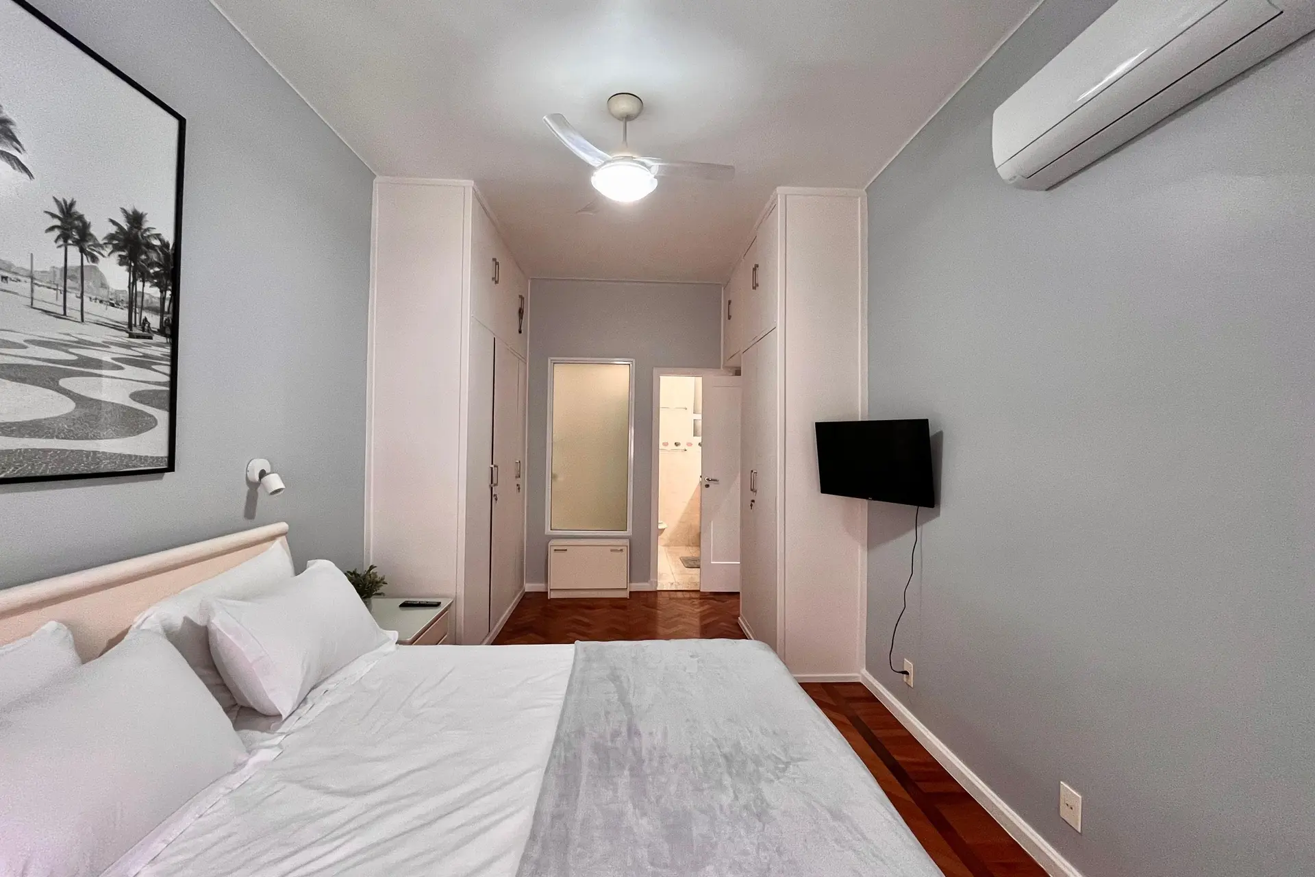 3-bedroom apartment with a working laundry setup — photo 14