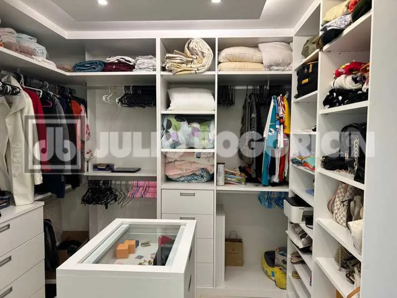 Apartamento sem mobília com 3 quartos e 5 banheiros — photo 12