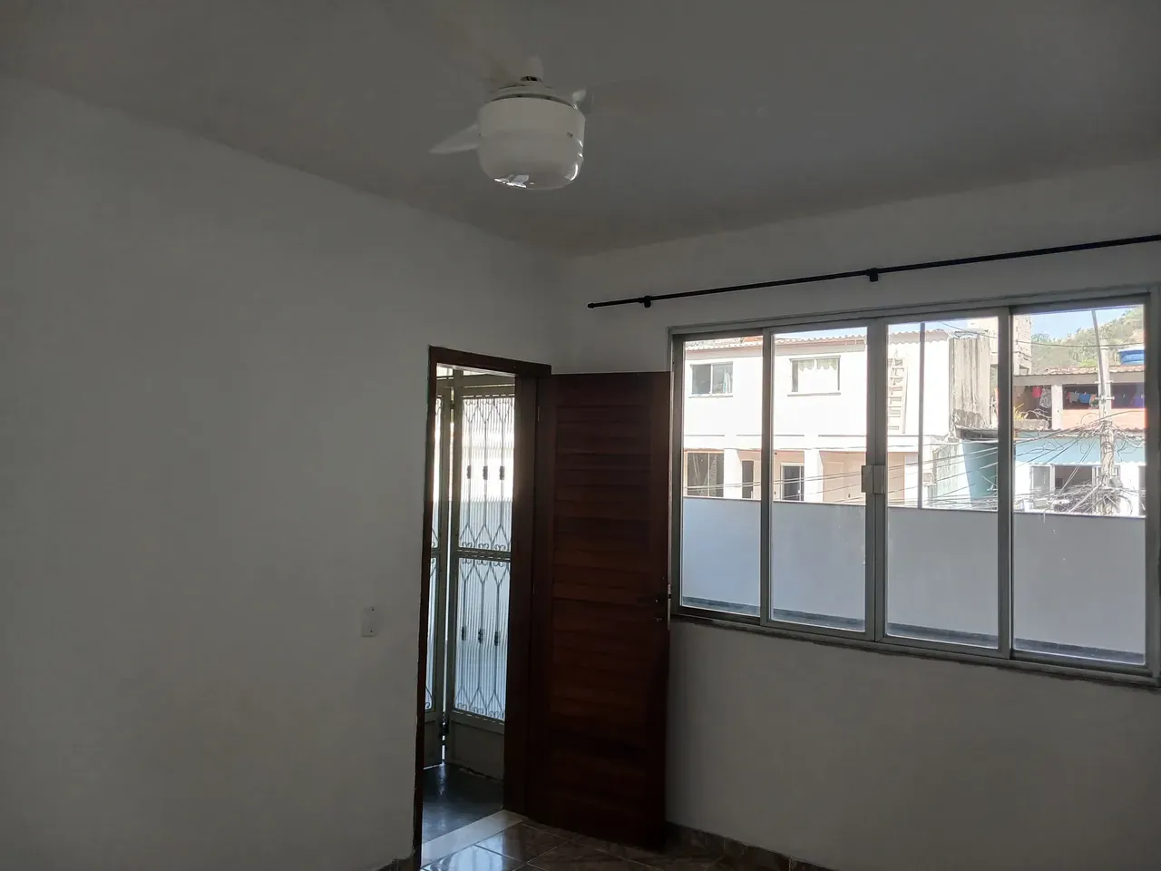 House with 1 bedroom and bathroom plus separate kitchen — photo 9