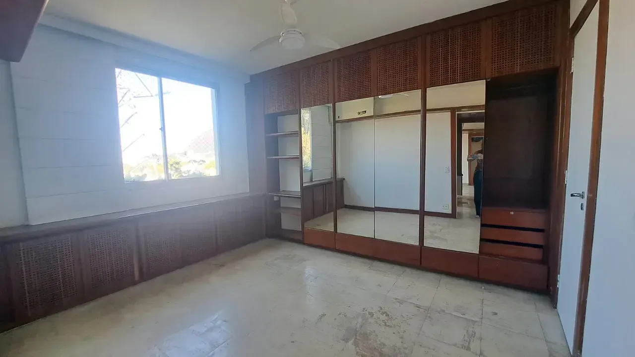 177 m² duplex with 2 bedrooms, 3 bathrooms — photo 4