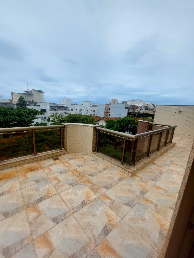 230 m² duplex penthouse with 3 en-suite suites and 3 spots — photo 12