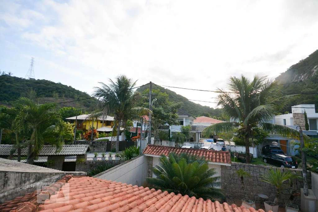 5-bedroom house with 6 bathrooms, 500 m² and 4 parking — photo 15