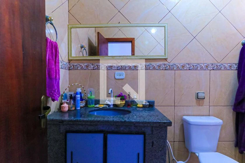 House, 200 m², with a washing machine — photo 35