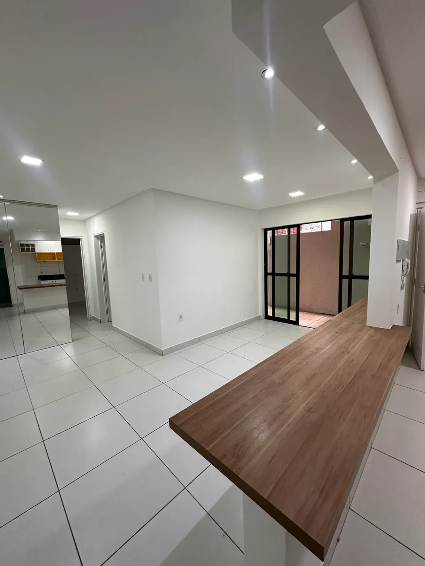 Робоче місце та 2 спальні: квартира 100 м²