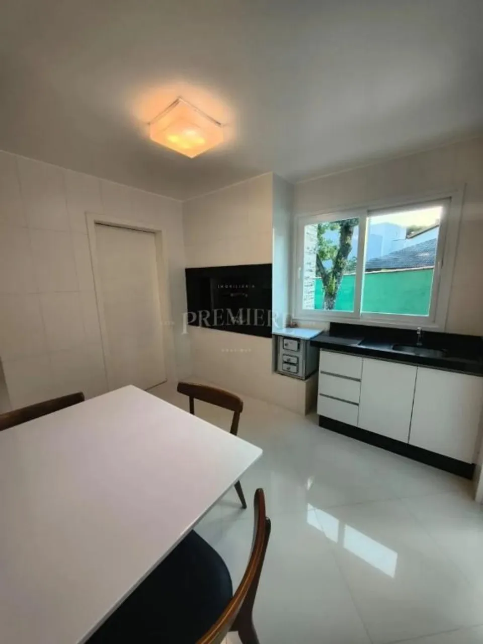 Будинок на 5 кімнат із балконом і 400 м² — photo 16