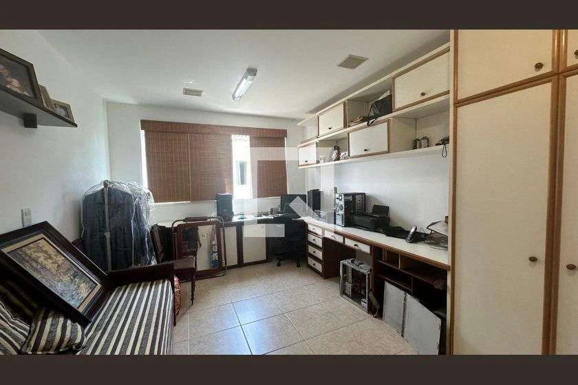 Condominium house with 5 en-suite bedrooms and pool — photo 7