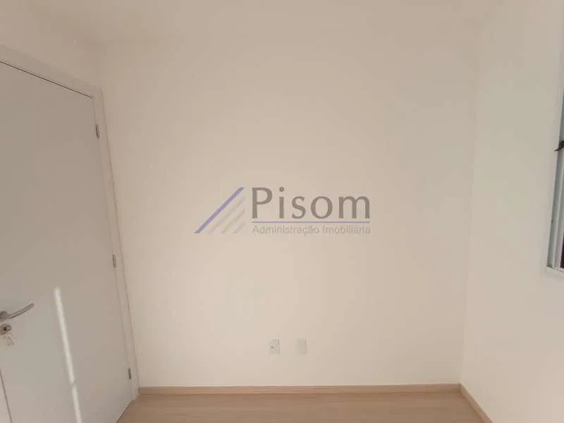 3-bedroom apartment with a glass-enclosed balcony — photo 6