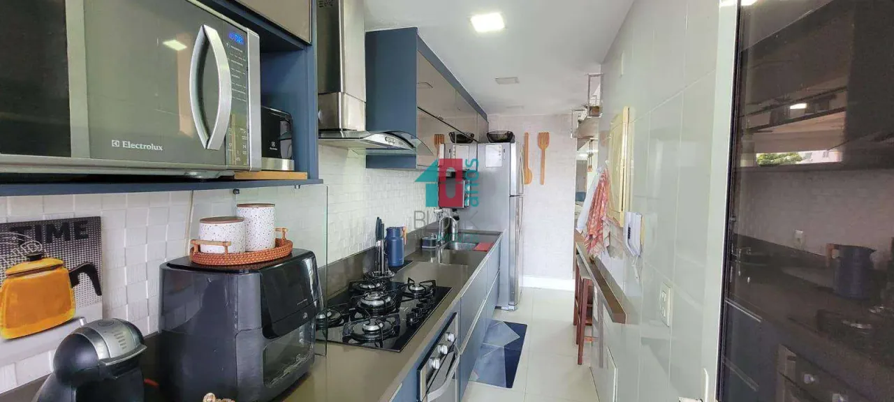 Apartamento mobiliado com 3 quartos e 4 banheiros — photo 11