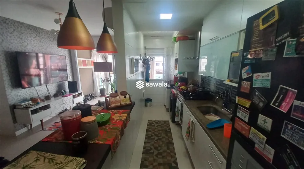 2-bedroom apartment in a building with a pool — photo 20
