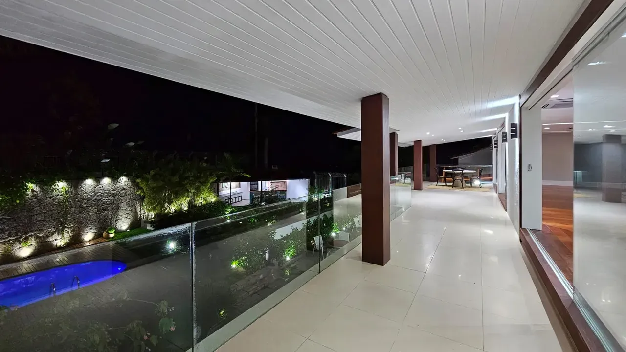 Rental house with 4 en-suite bedrooms and a pool — photo 17