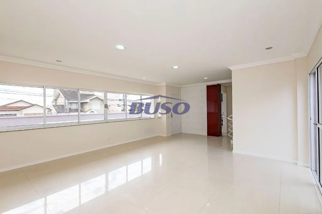 3-bedroom house with 228 m², suite and 3 covered spots — photo 5