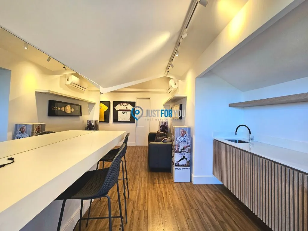 Casa com 4 dormitórios e 5 banheiros, 650 m² — photo 50