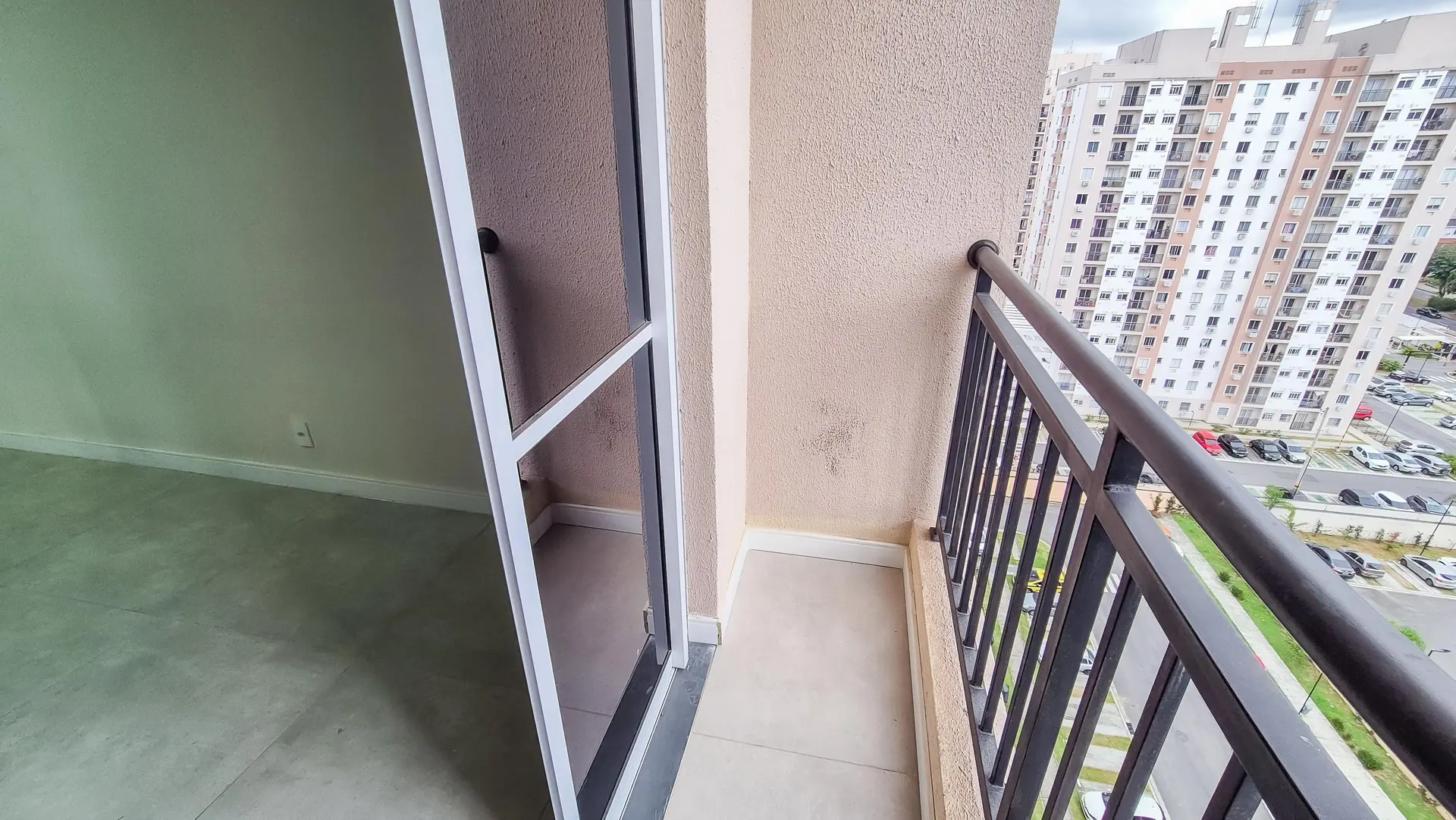Apartamento com 2 quartos e varanda — photo 24