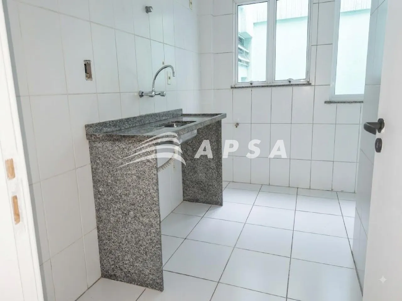 120 m² apartment with 2 bedrooms and 2 bathrooms — photo 5